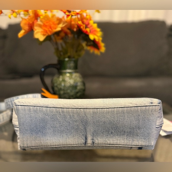 SOLD SOLD - Picture 5 of 10